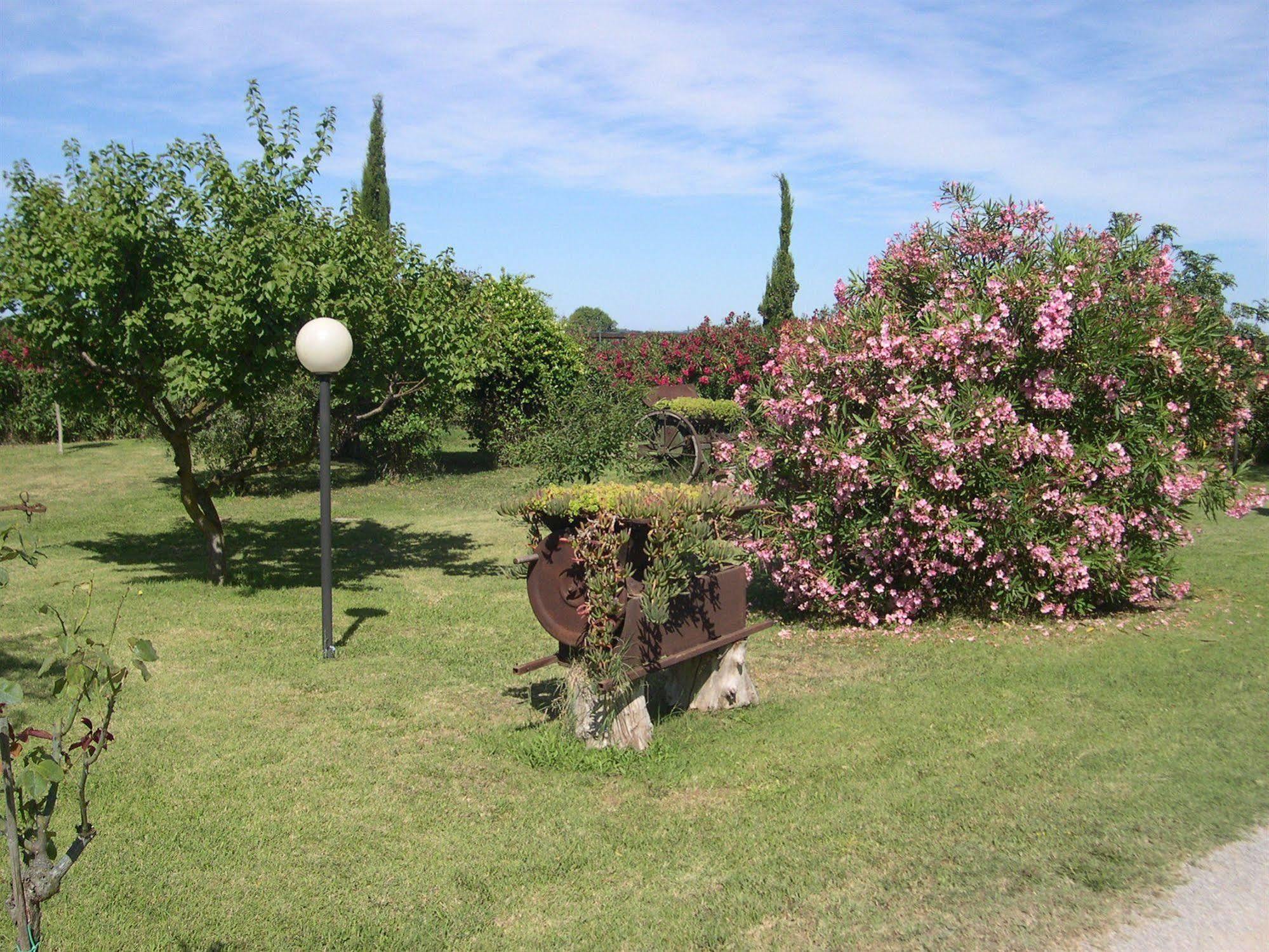 Locanda le Mandriane Albinia Exterior foto